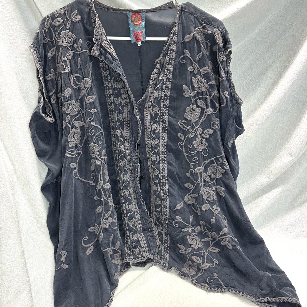 Johnny Was Tunic Embroidered Gray Boho Top